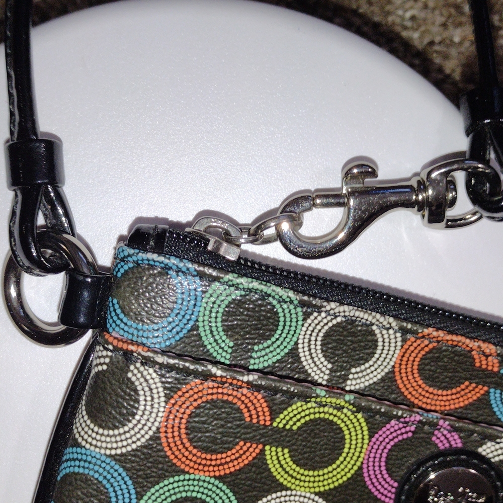 Coach DOTTED "C" Mulitcolor Wristlet NWOT - Picture 9 of 16